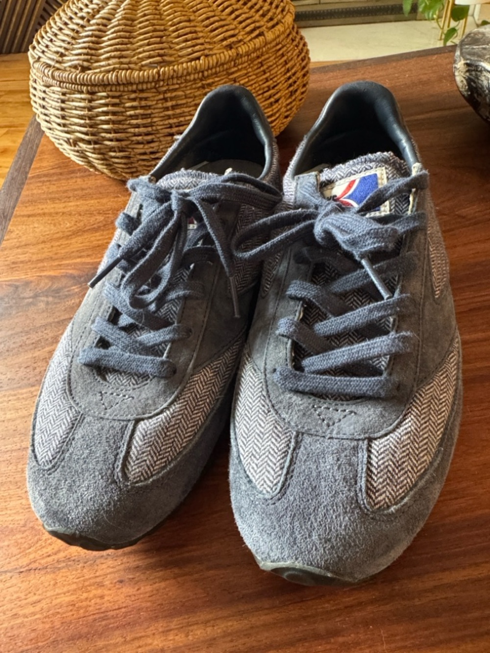 Size 10 Brooks Brooks Heritage Vanguard vintage blue suede and herringbone tweed